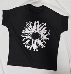 Women’s Oversized Poncho Crop T-Shirt with Graphic Print - ASTRON