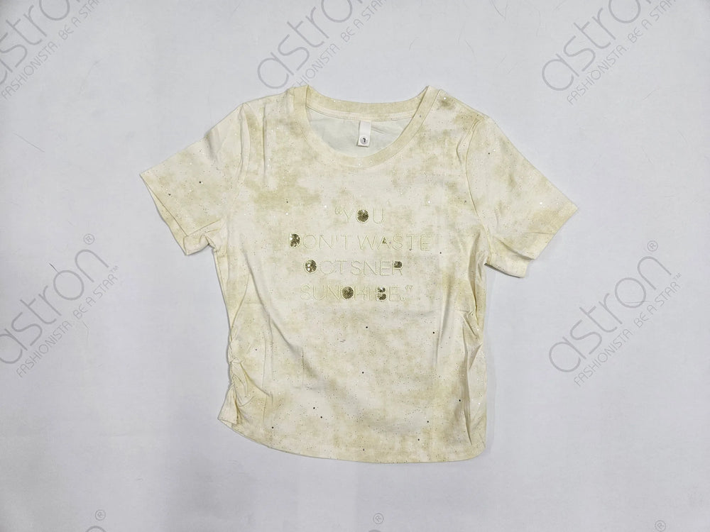 crop top t-shirt
