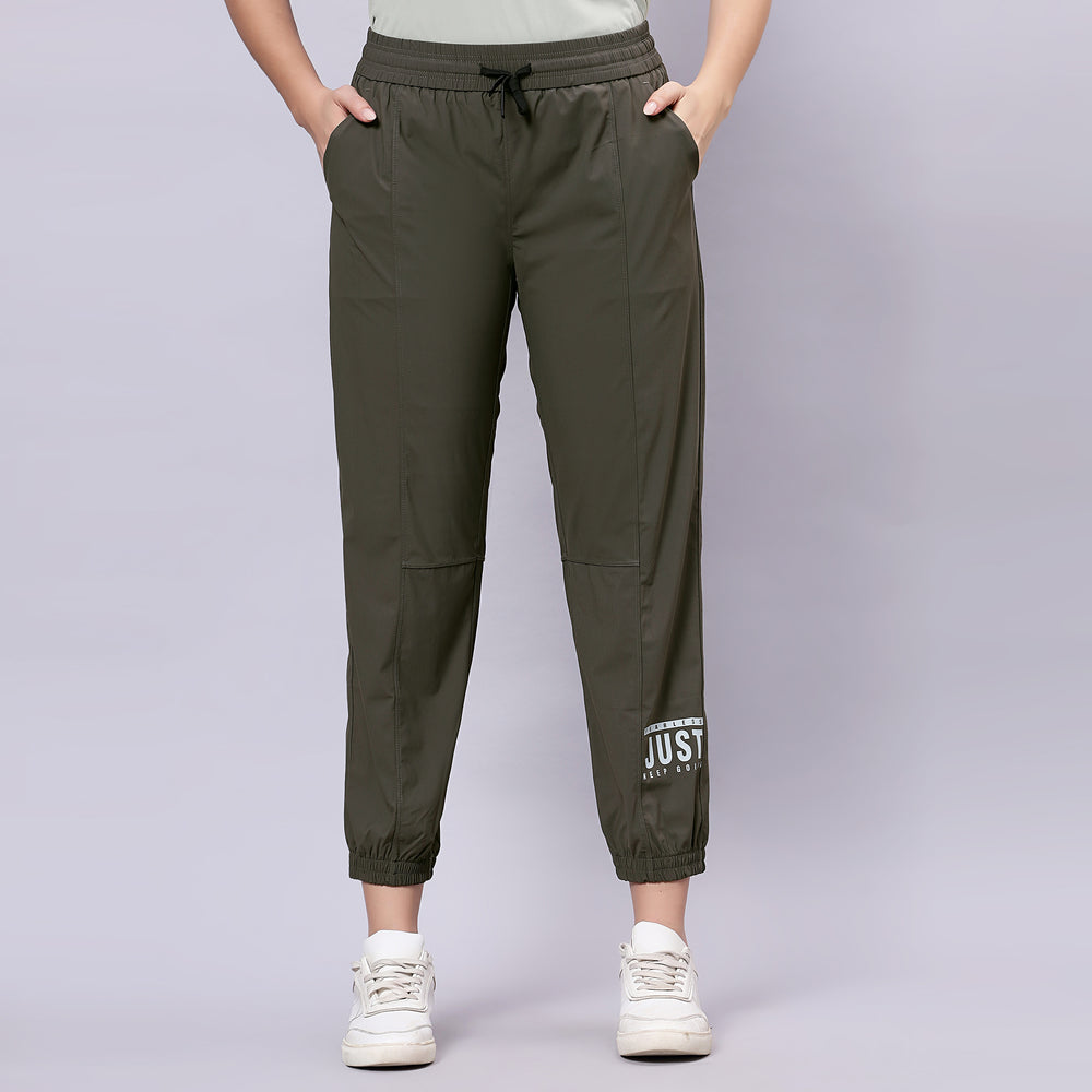 Women's Relaxed Fit Ankle Length Jogger.