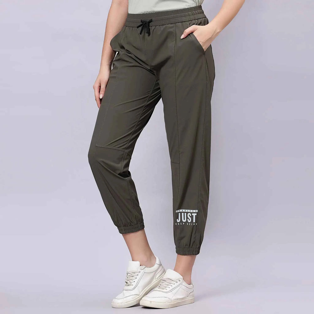 Women’s Relaxed Fit Ankle Length Jogger