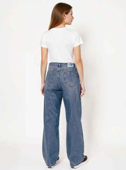 Astron Women’s Light Wash Straight Fit Jeans – Everyday Streetwear Denim