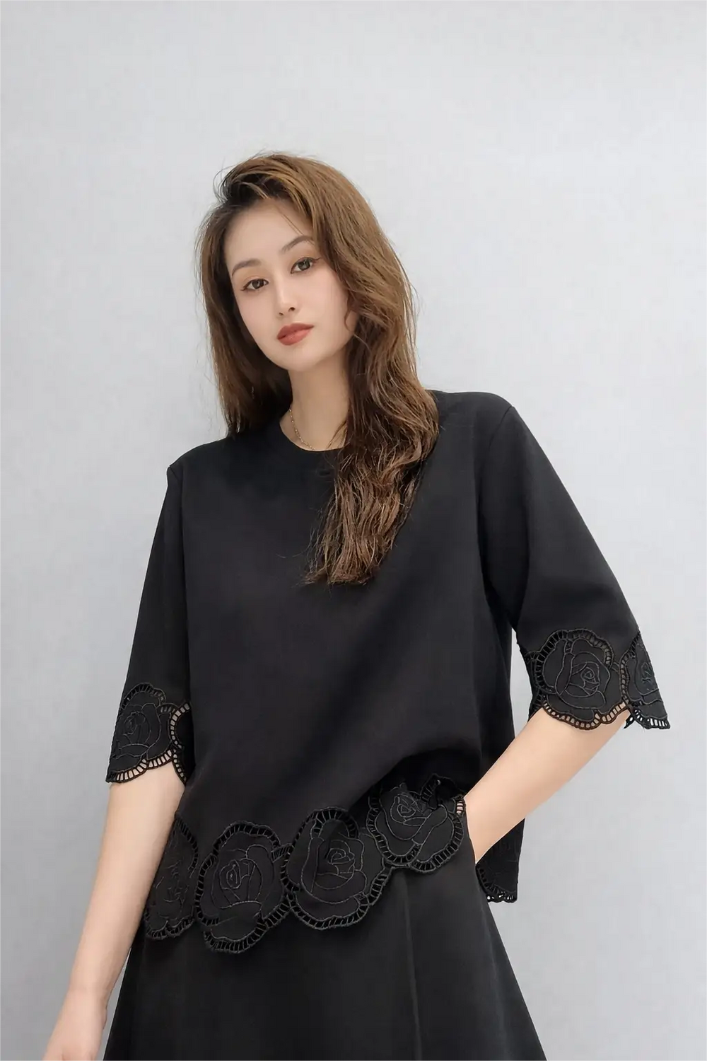 Women’s Lace Hem Crop Box Fit Casual Top - ASTRON
