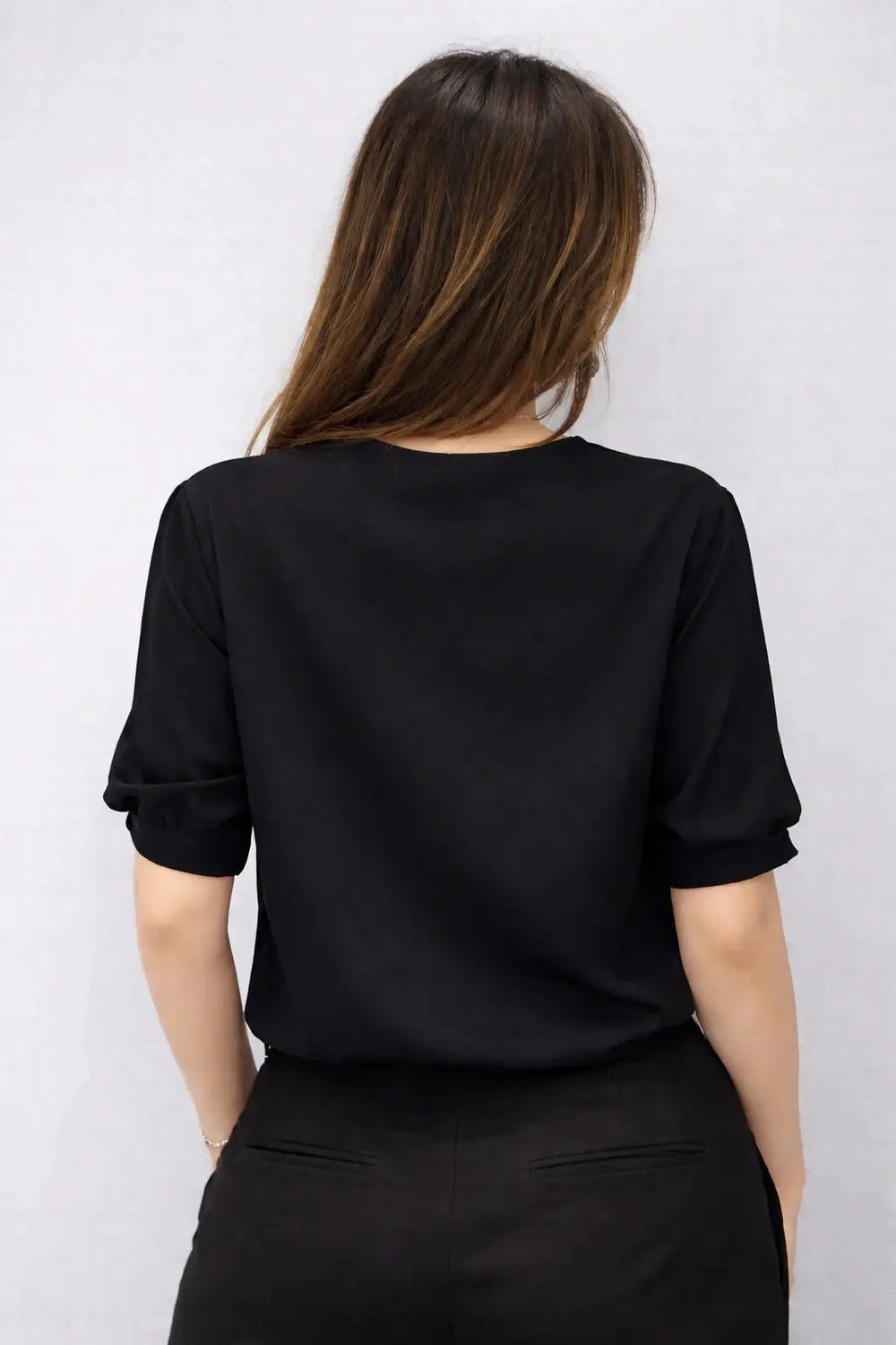 Women’s Keyhole Neck Elegant Top - ASTRON