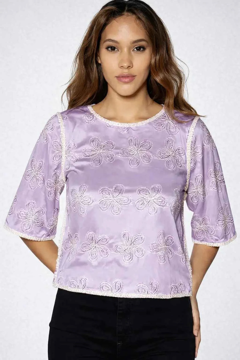 Astron – Crop Top with White Floral Embroidery