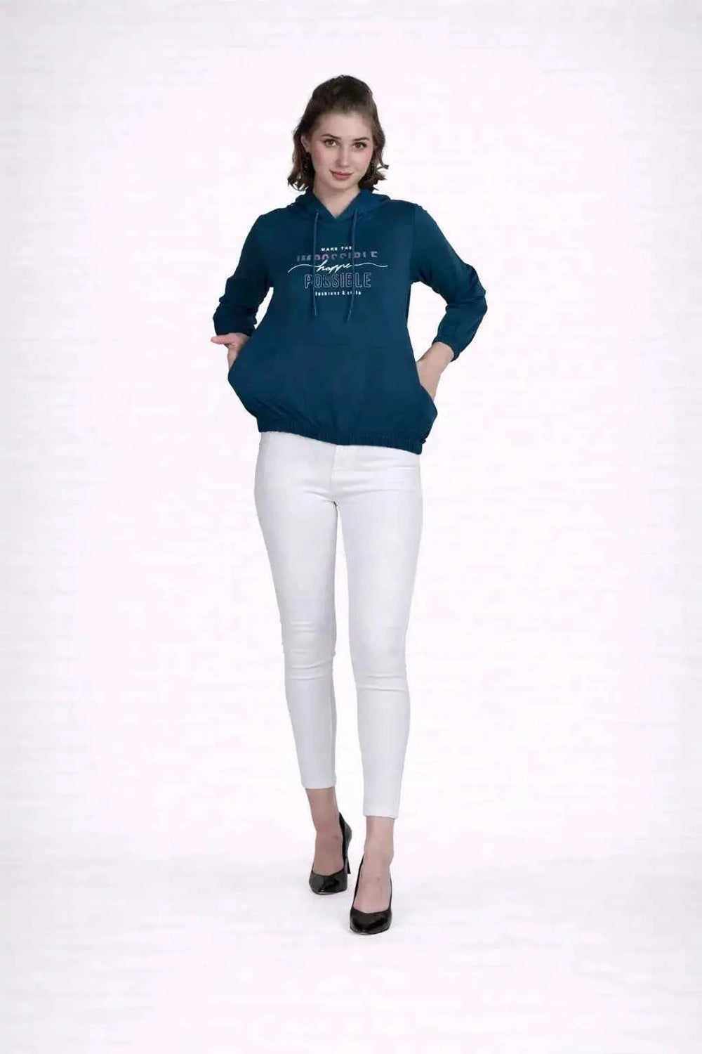 Women's Full Sleeve Pullover Hoodie