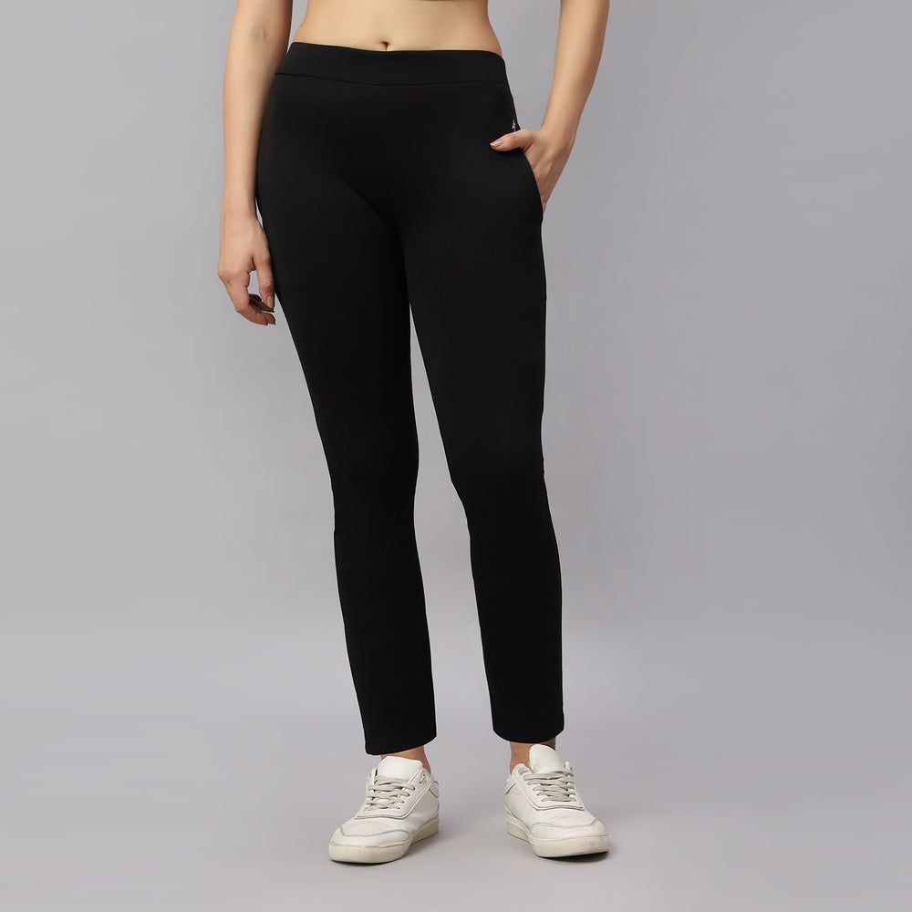 Women's Track Pant.