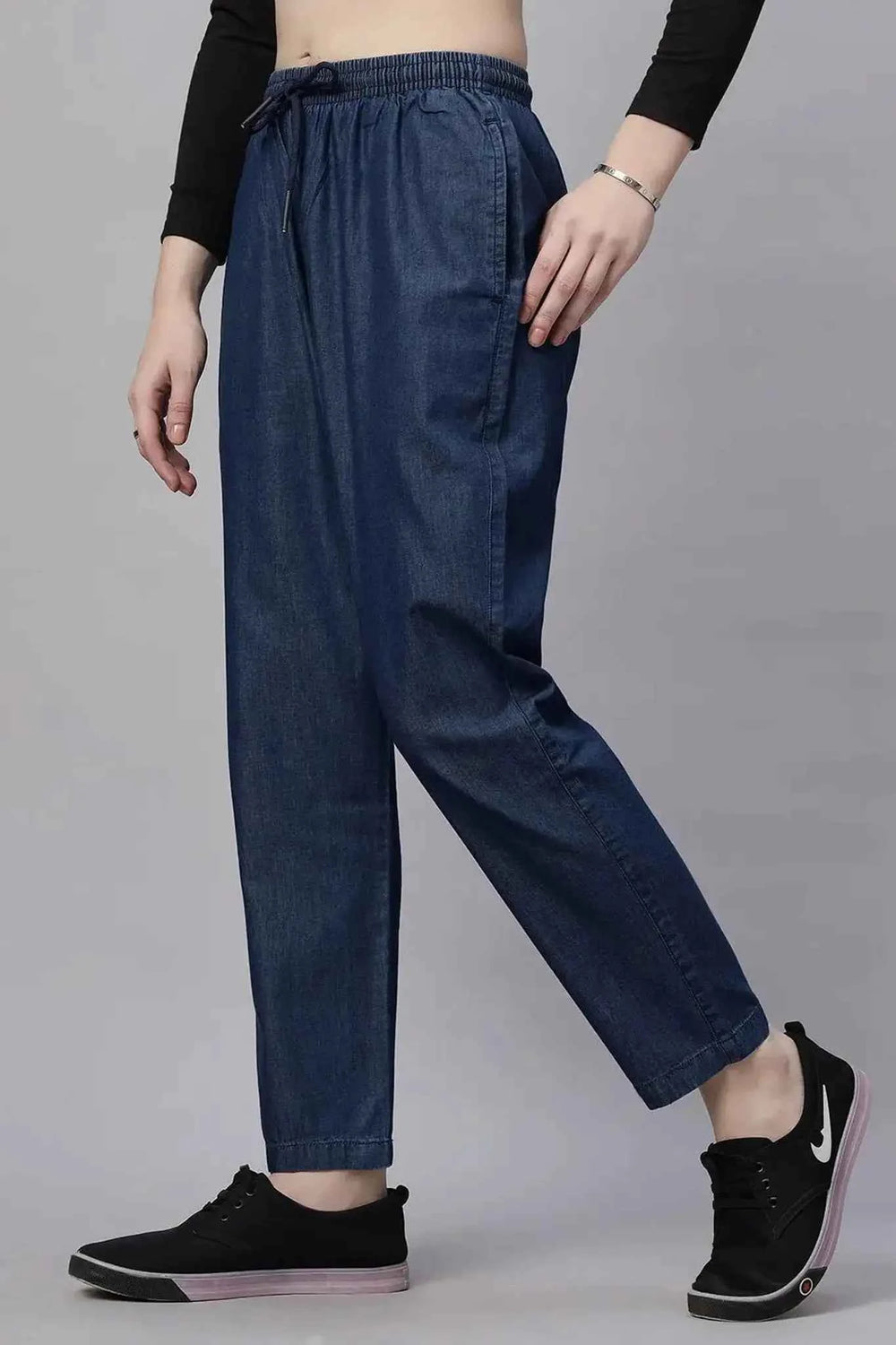 Astron – Lightweight Silky Denim Baggy Fit Mid-Waist Jeans