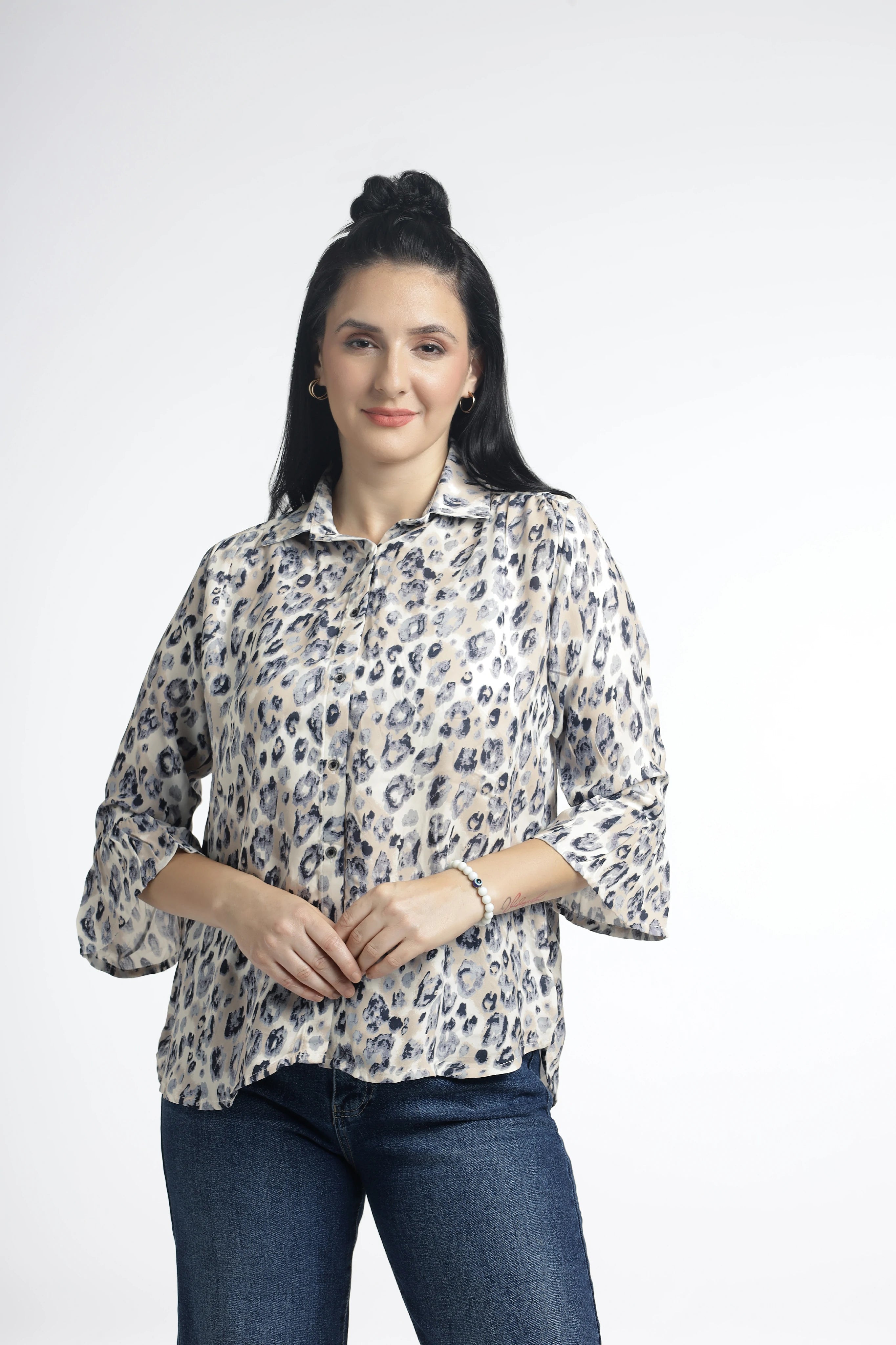 Women’s printed shirt top