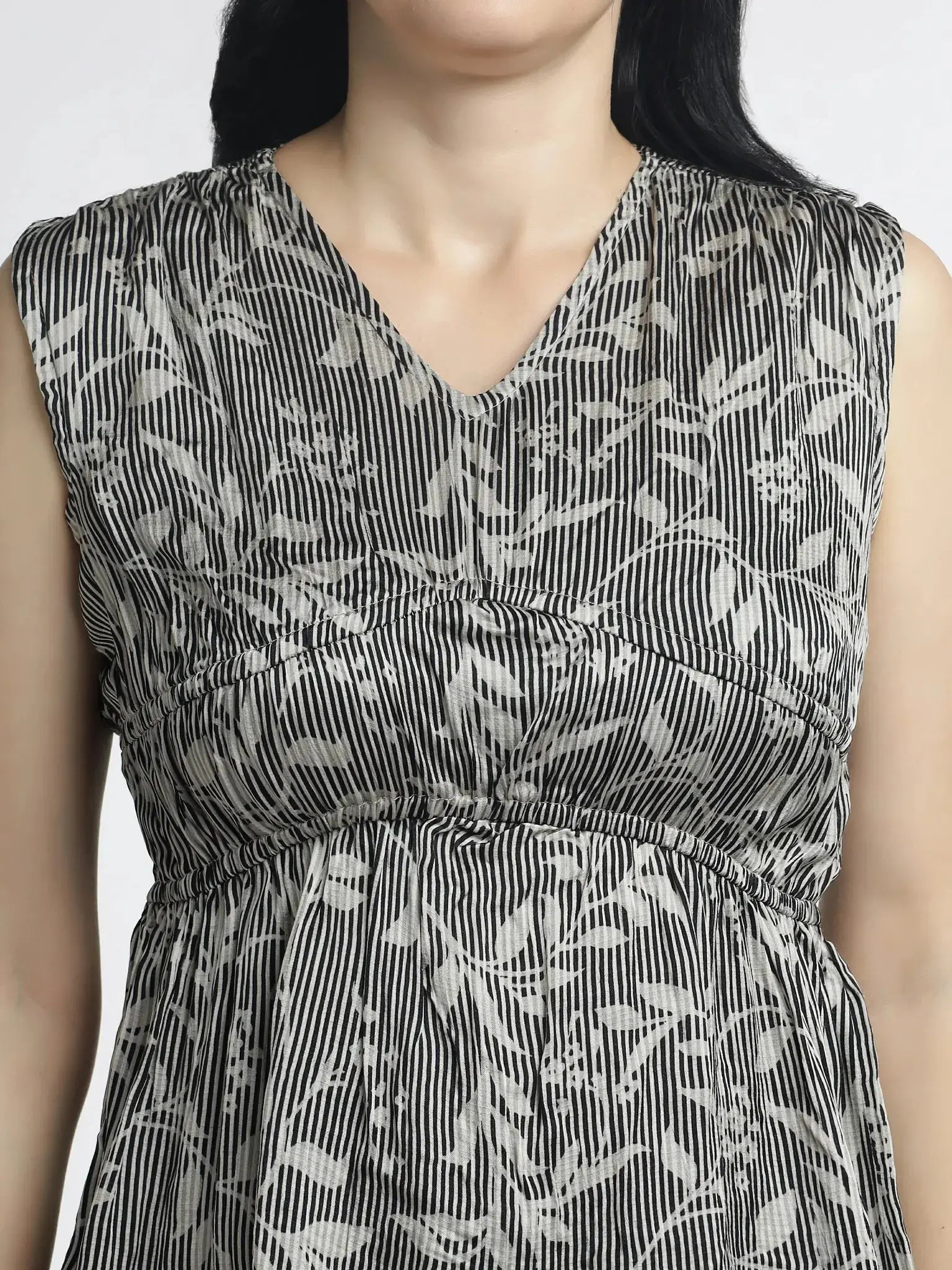 Women’s Flared Printed Top - Sleeveless Stylish Design for Everyday Wear - ASTRON