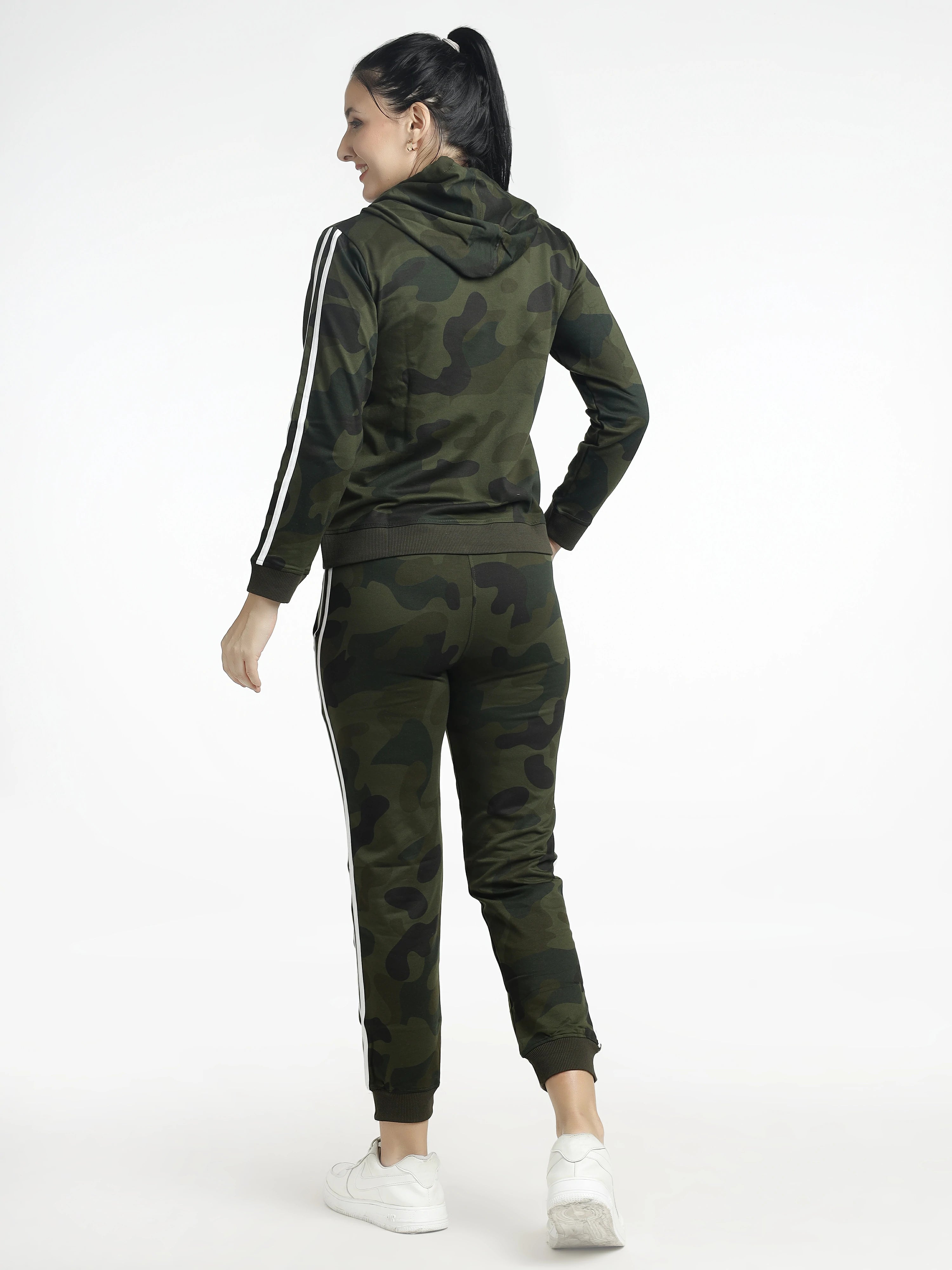 Women’s Tracksuit Set-Camouflage Printed Hoodie & Jogger Set
