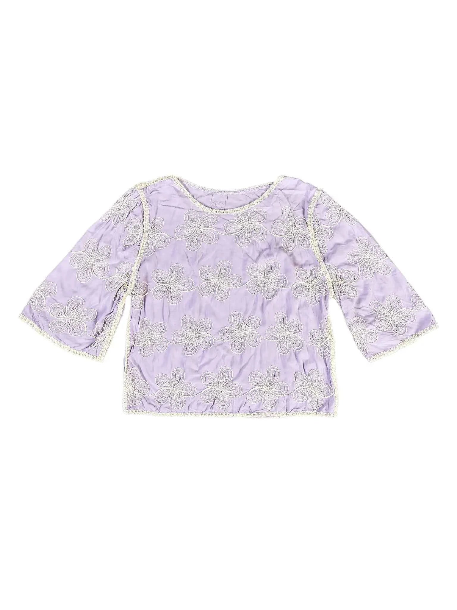 Astron – Crop Top with White Floral Embroidery