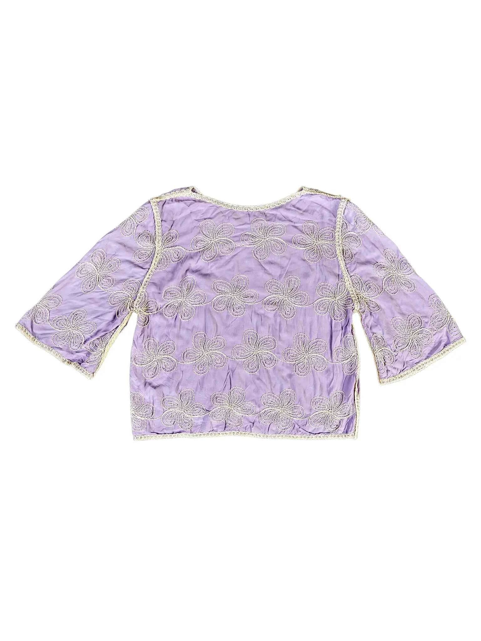 Astron – Crop Top with White Floral Embroidery