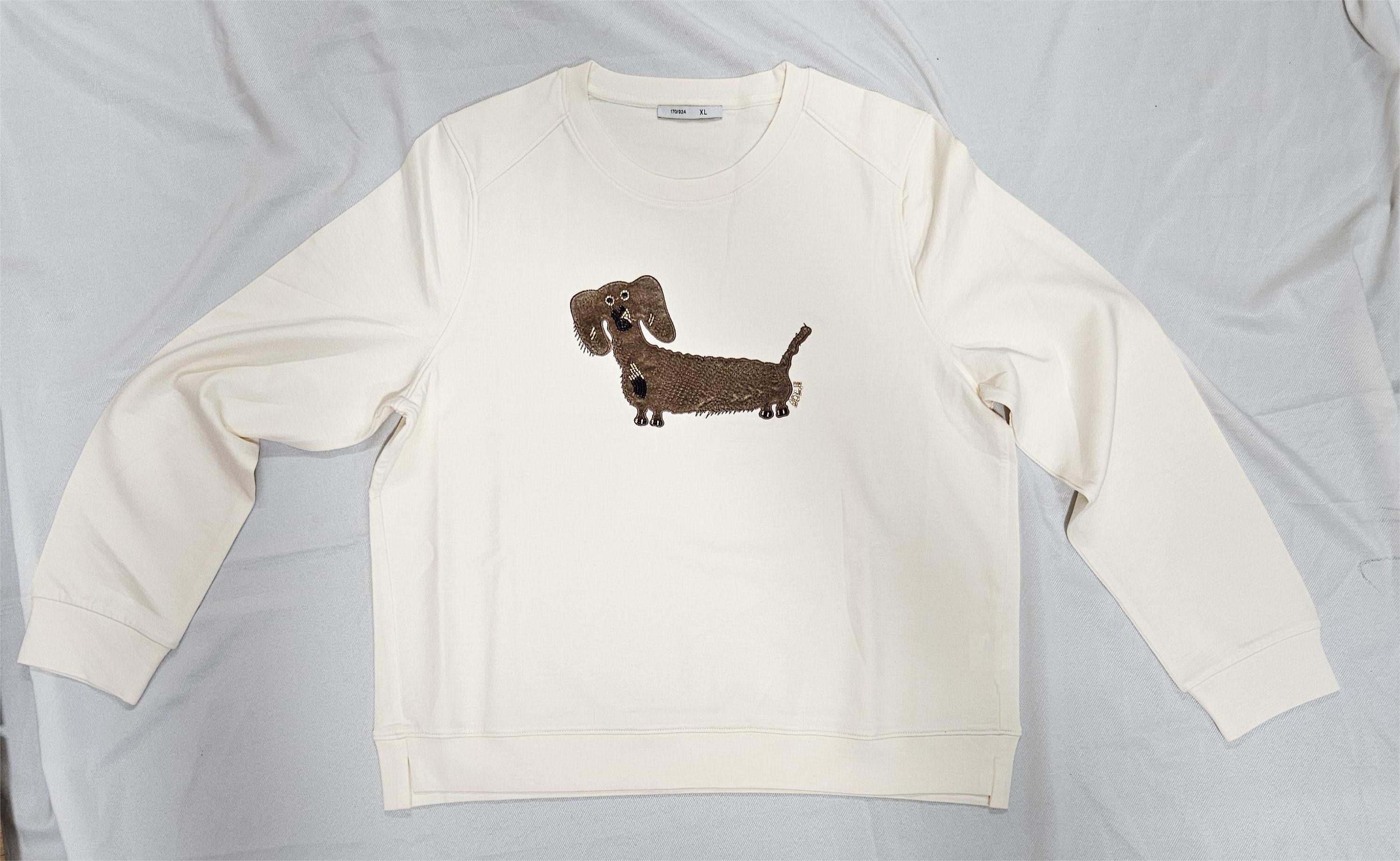 Women’s Dog Embroidery Sweatshirt