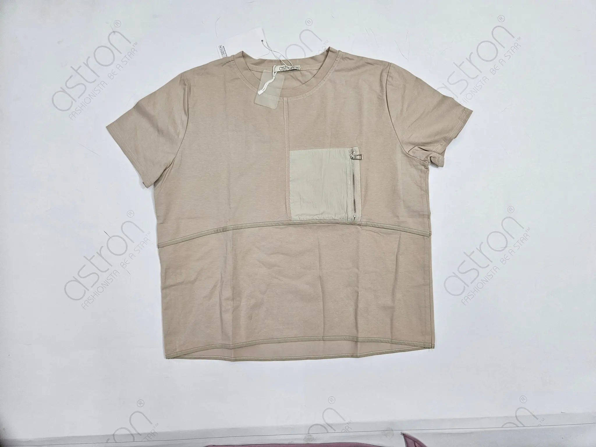 Women's Box Fit Top with Contrast Pocket and Zip Detail for Stylish Comfort - ASTRON