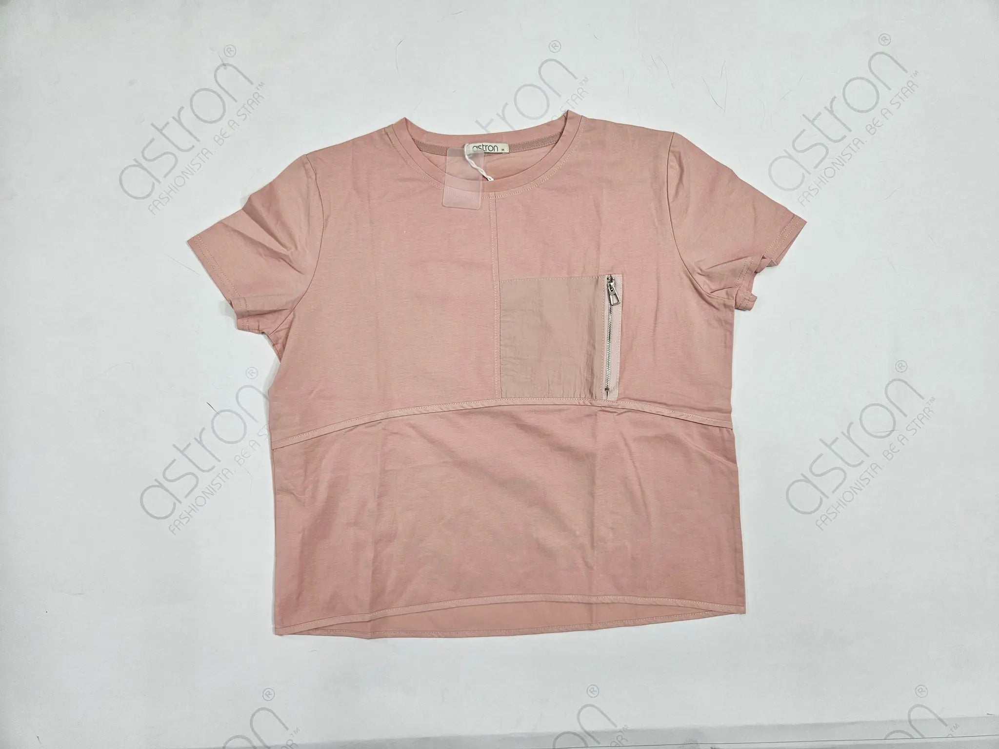 Women’s Box Fit Contrast Pocket Top with Zip Detail - ASTRON