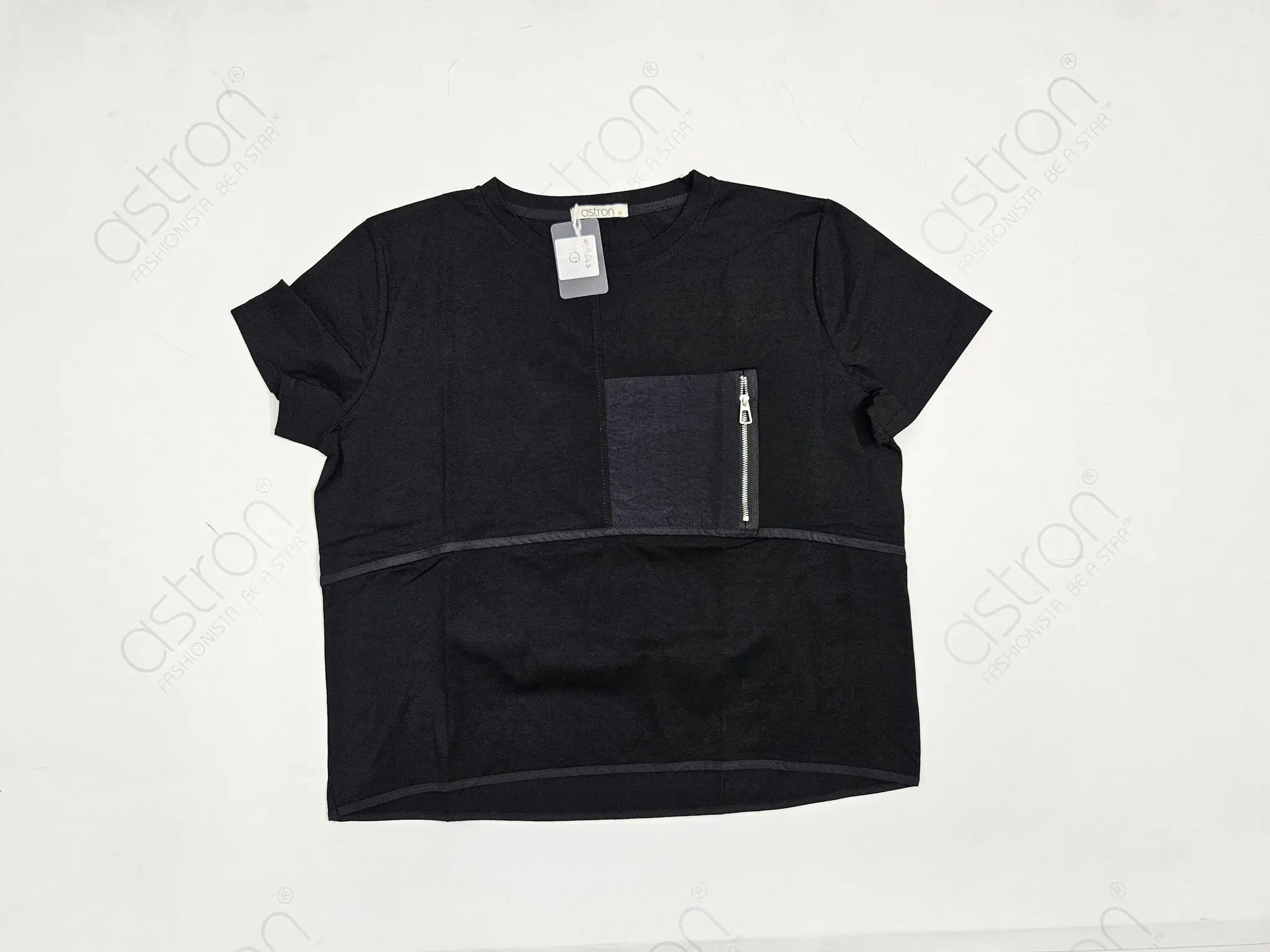 Women’s Box Fit Contrast Pocket Top with Zip Detail - ASTRON