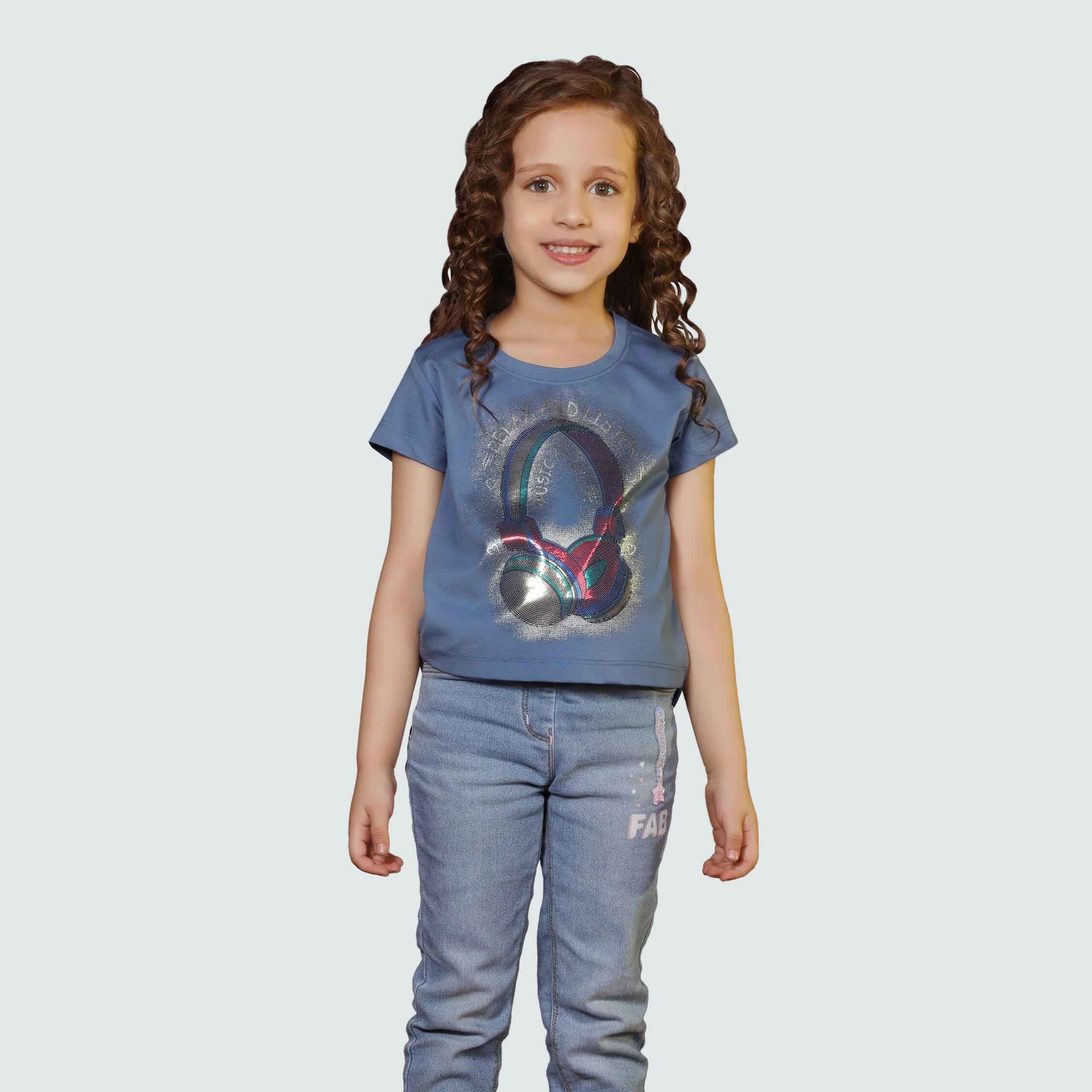 Half Sleeve Round Neck Girls T-shirt