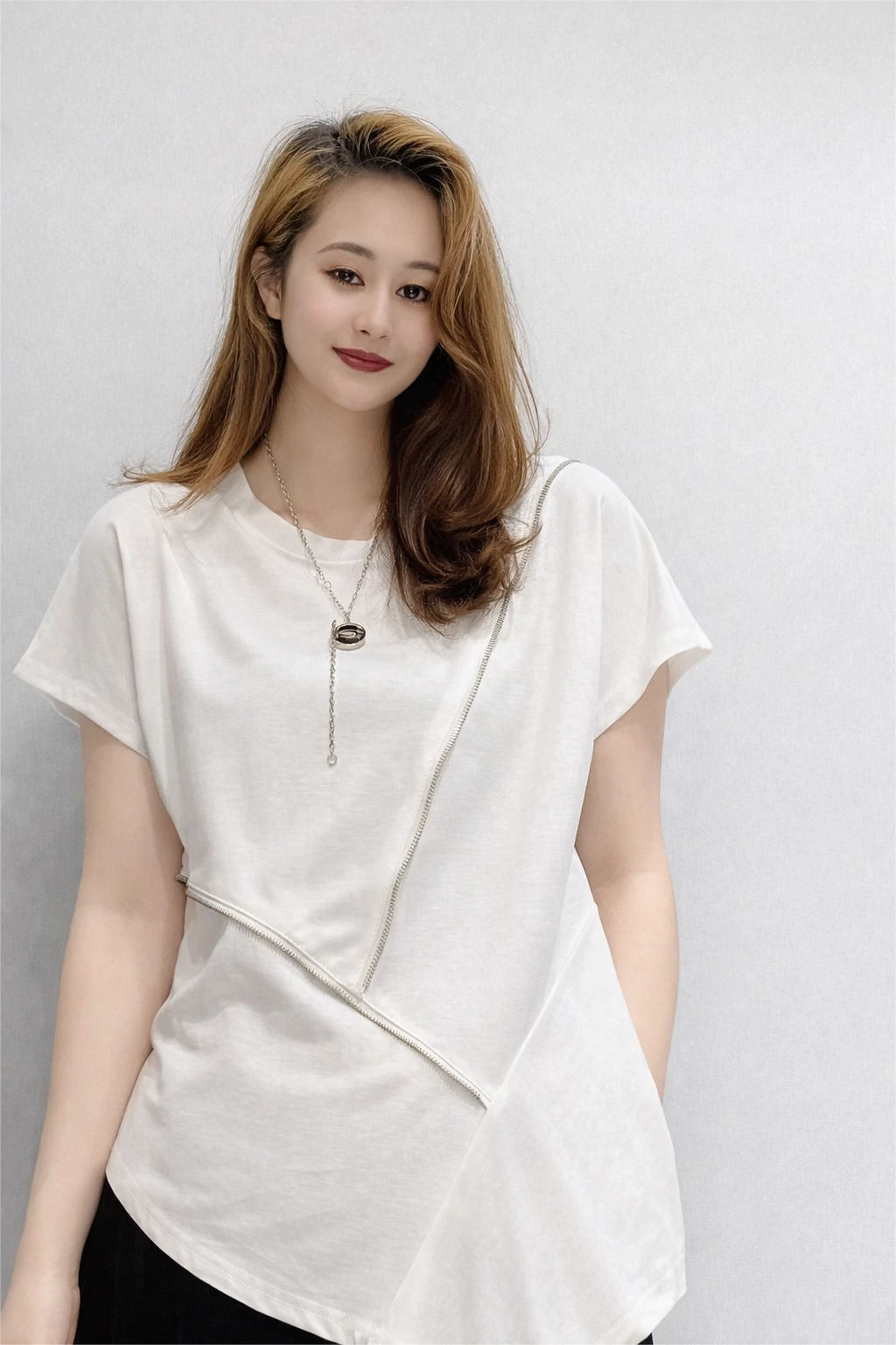 Women's Asymmetric Zip Detail Top