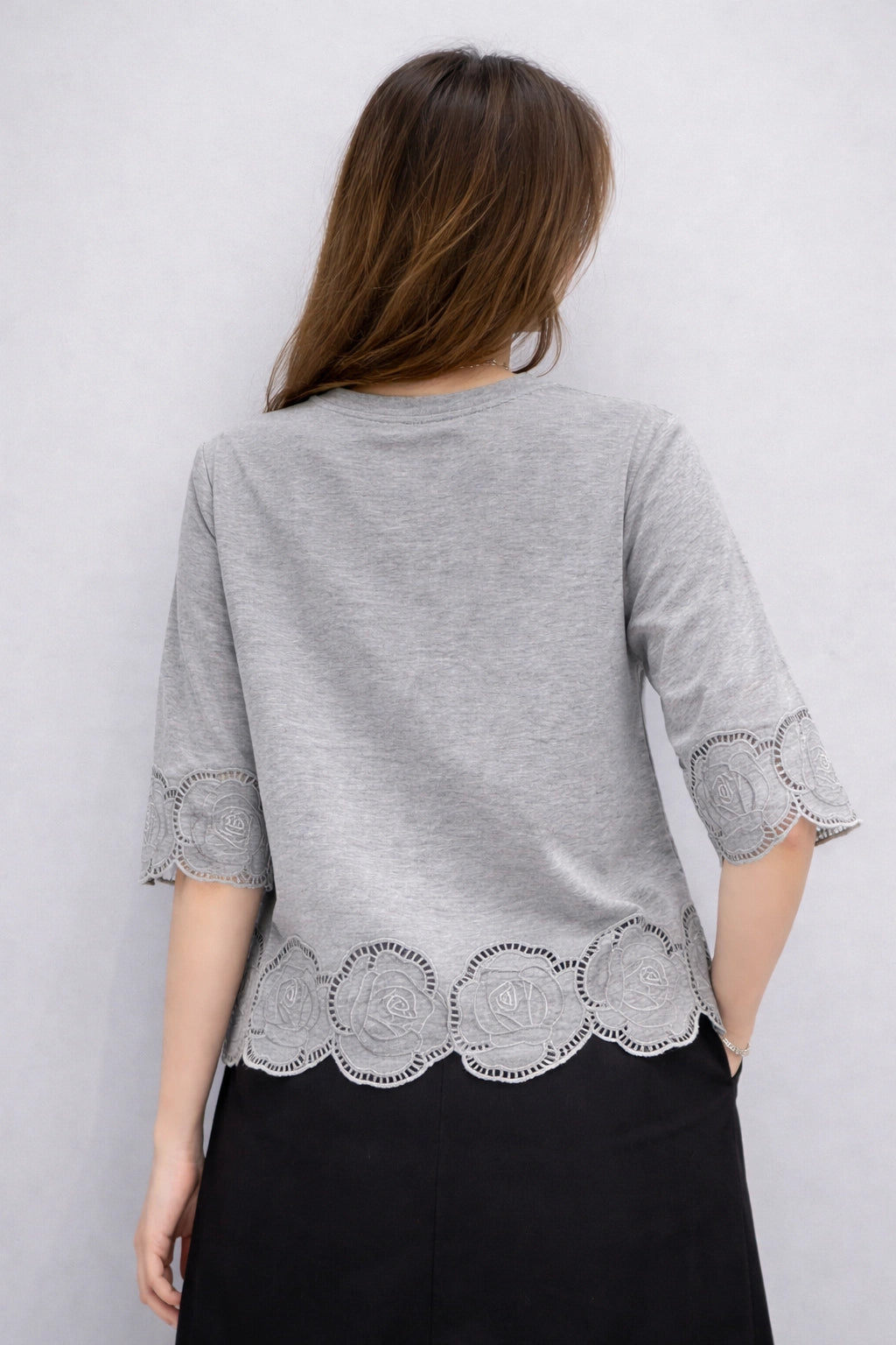 Women’s Lace Hem Casual Top