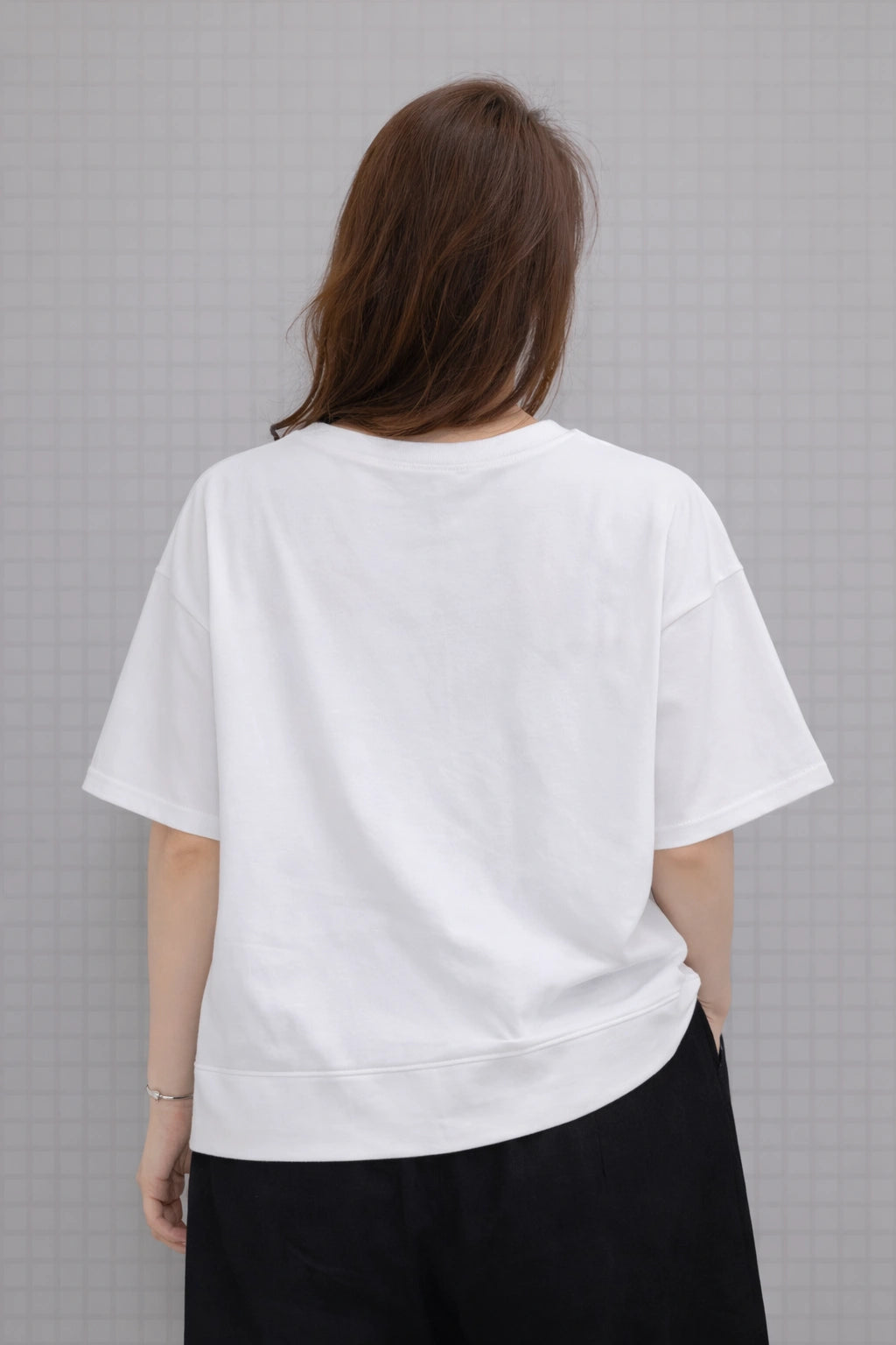 Women’s Oversized Utility Pocket T-Shirt