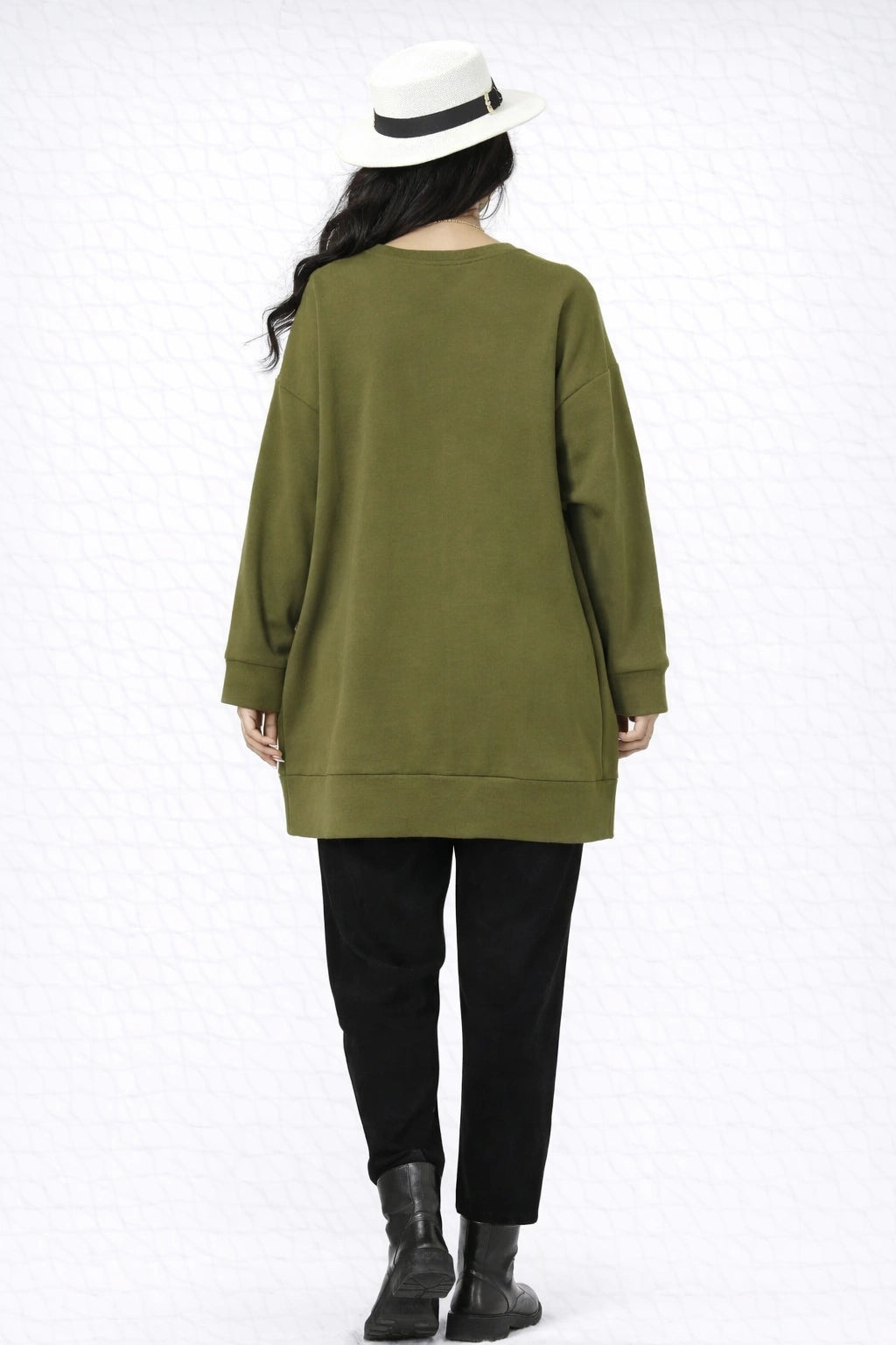 Women’s Long Sweatshirt