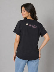 Women's Graphic Print Casual T-Shirt.