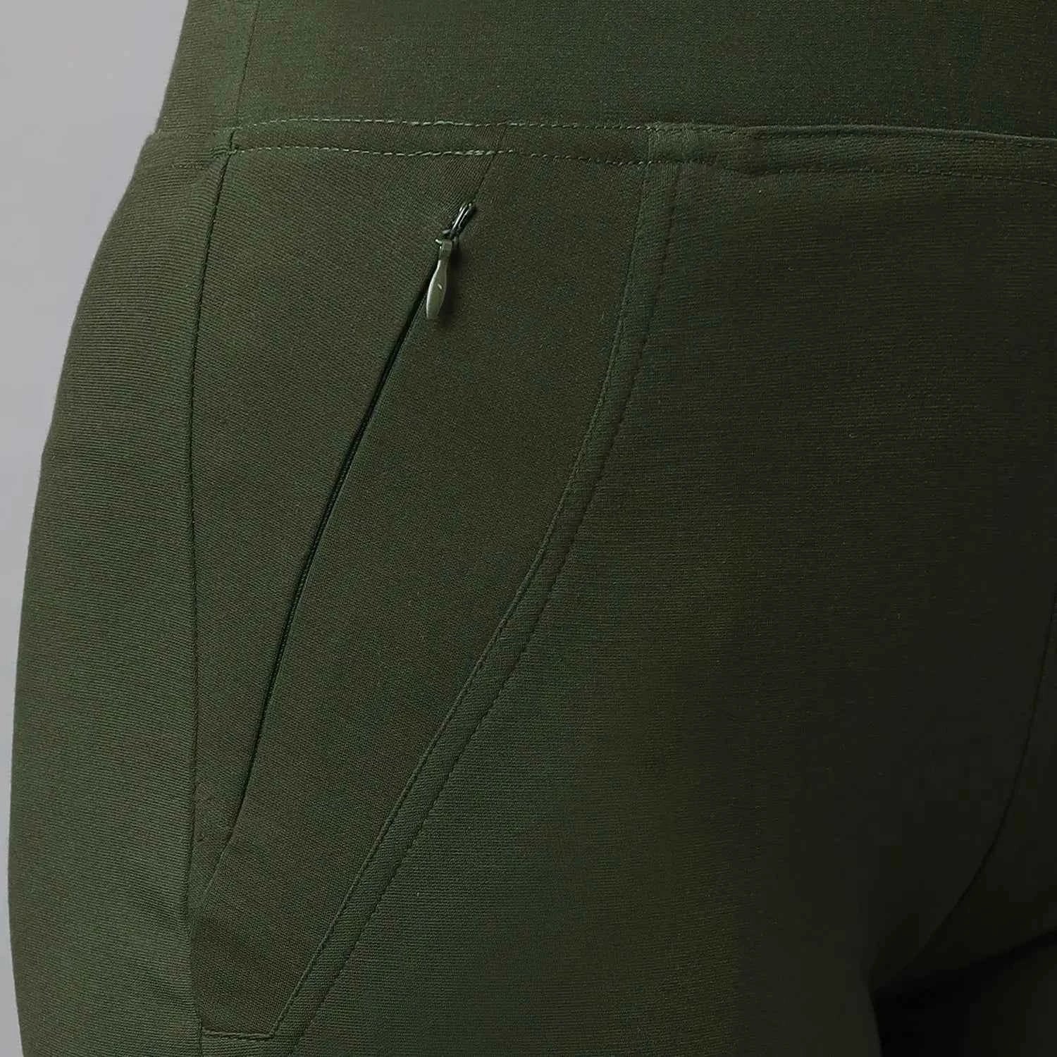 Four Way Stretched Women Jogger