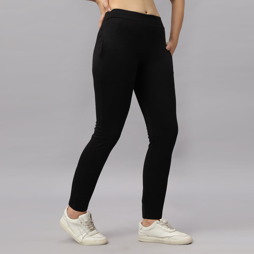 Women's Track Pant.