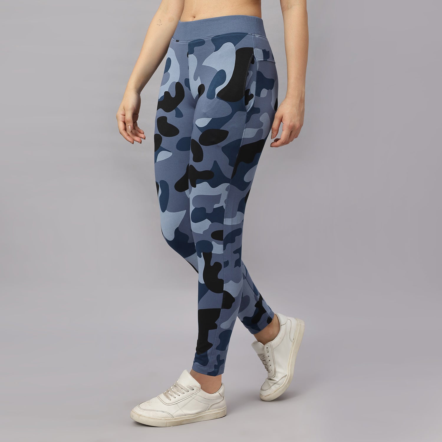 Camouflage Printed Cotton Four Way Stretched Women Track Pant.