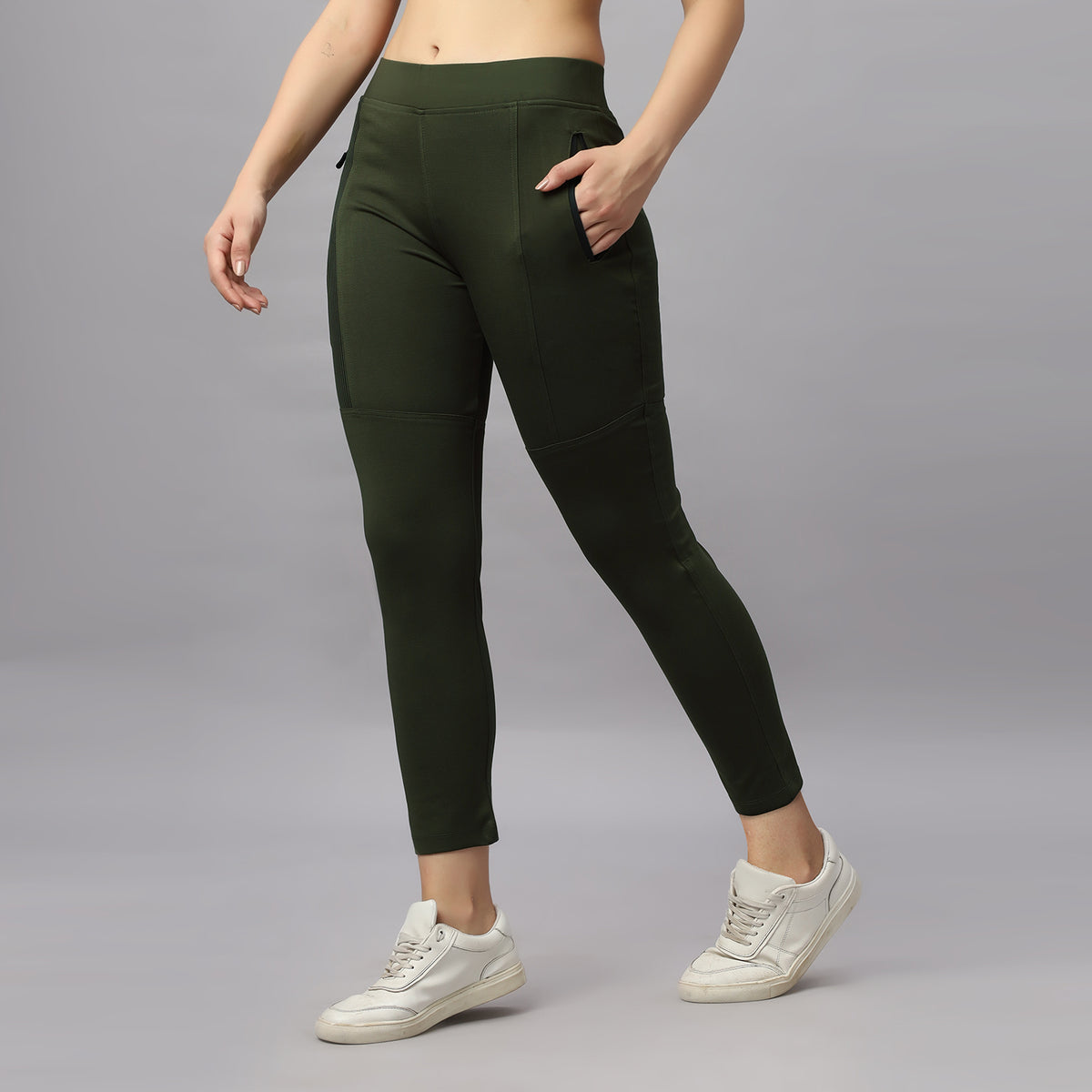 Ankle Length 4 Way Stretchable Women's Track Pant.