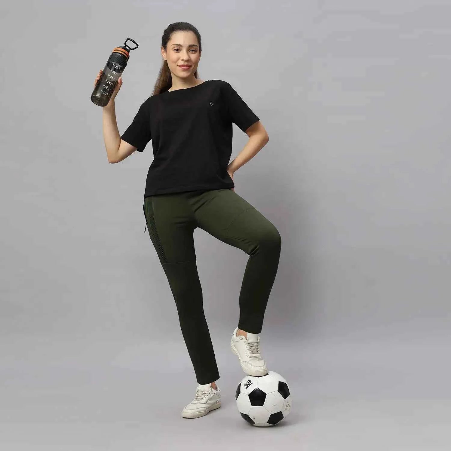 Ankle Length 4 Way Stretchable Women's Track Pant