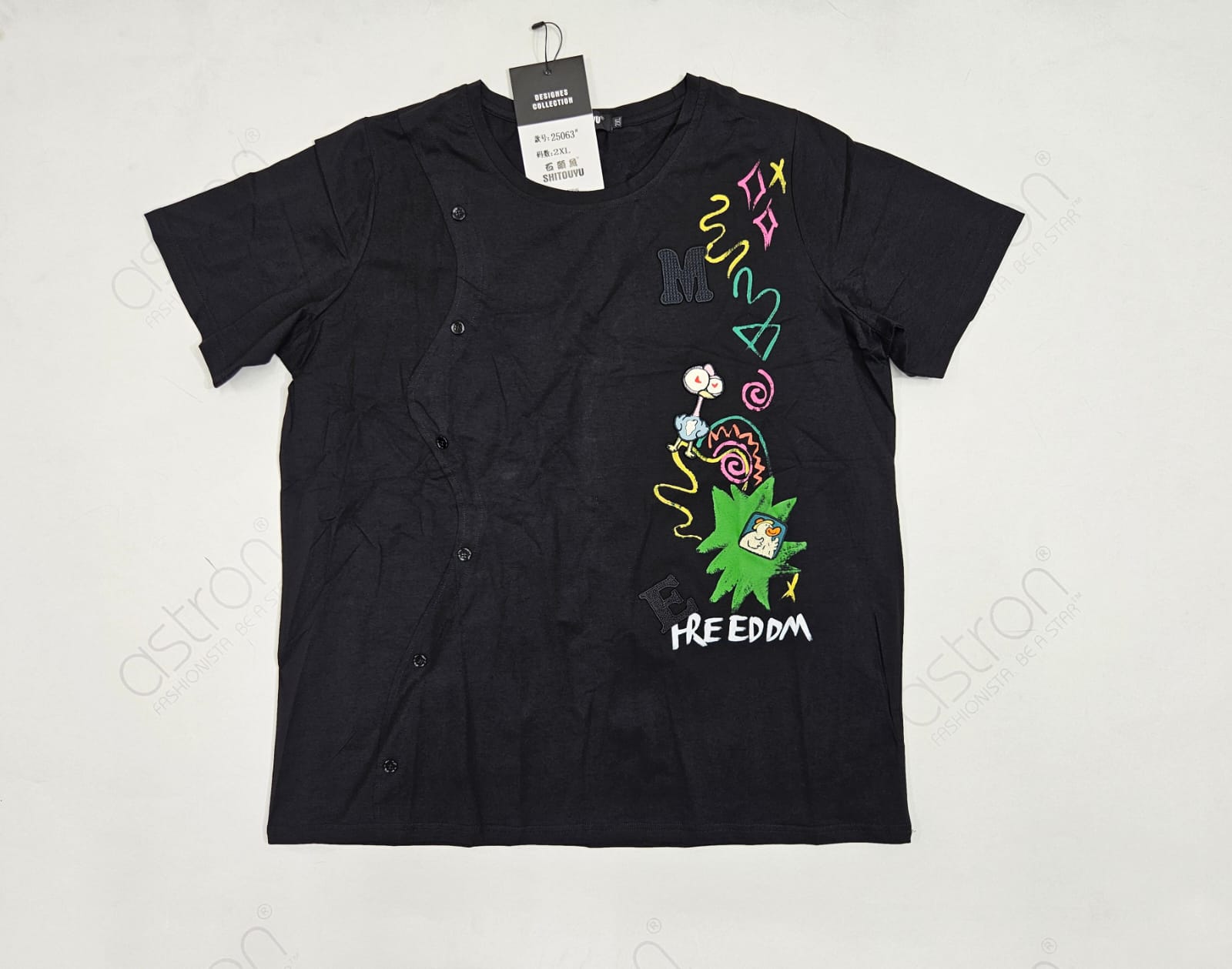 Women’s Oversized Graphic T-Shirt