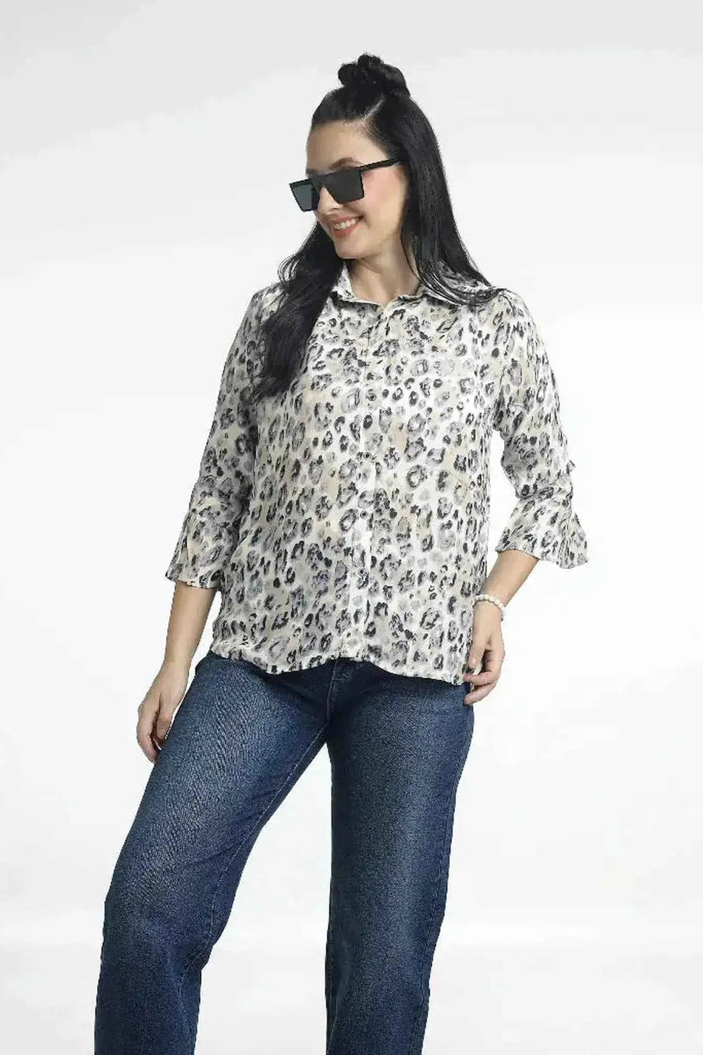 Women’s printed shirt top